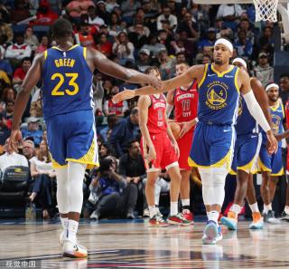 在休赛期提 在休赛期提