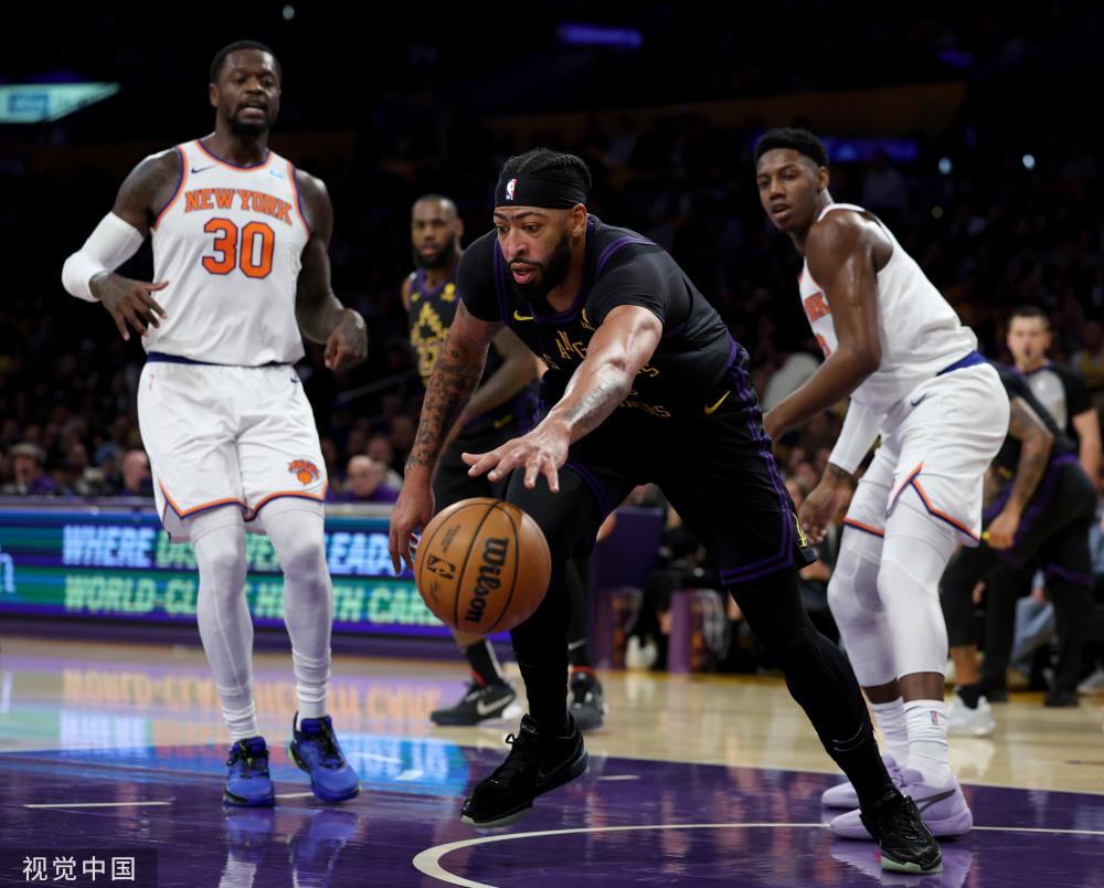 她利用速度 她利用速度