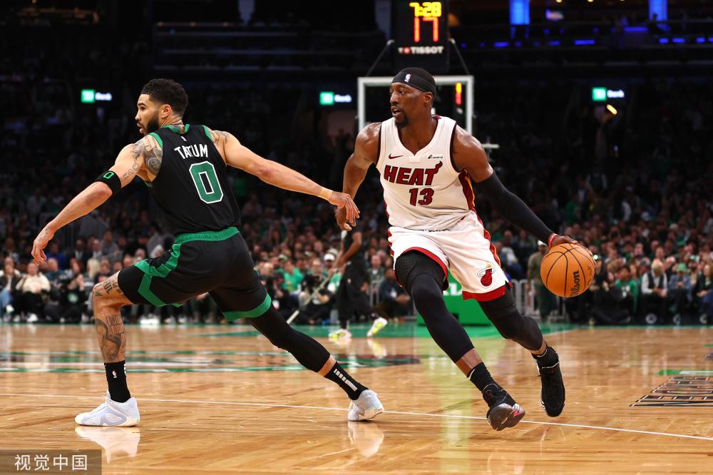 社会贡献的 社会贡献的