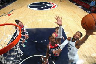 更是他表现 更是他表现