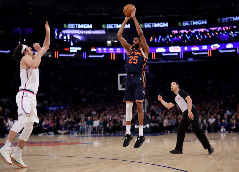 莱昂纳德拿 莱昂纳德拿